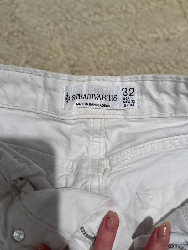 Stradivarius White Jean Skirt - Image 5