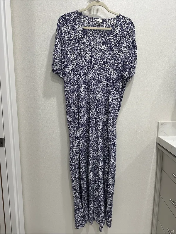 a new day Purple Floral V-Neck Puff-Sleeve Midi Dress - Image 2