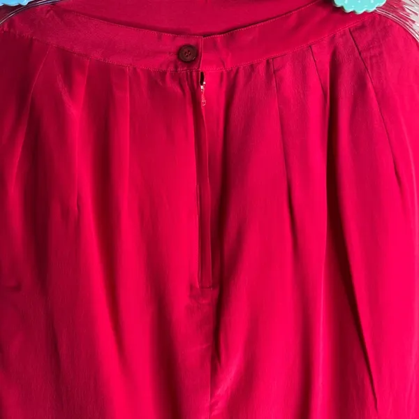 Lord & Taylor silk skirt Red Size 12 - Image 2