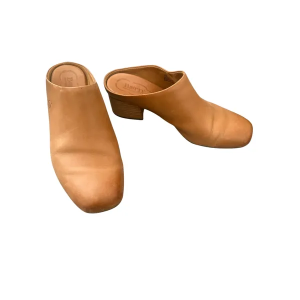 Born tan mules size 9 boho hippie western - Image 4