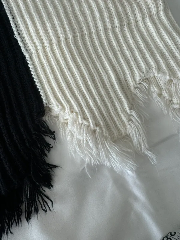 SheIn Black And White Open Knit Raw Cut Edge Sweater - Image 4