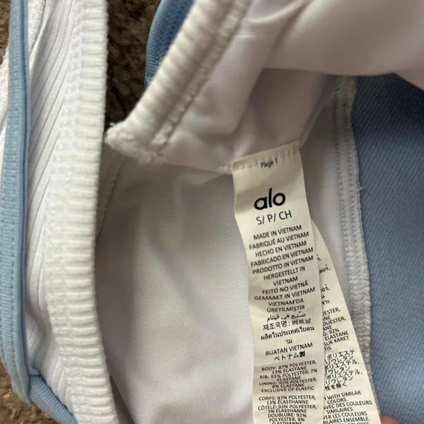 Alo-yoga Women's Blue Bra - Image 4