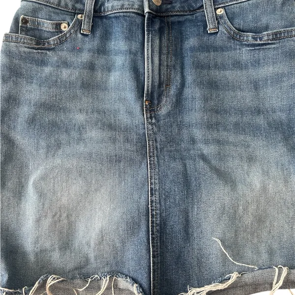 🌿🛍️Calvin Klein denim skirt size 29 - Image 2