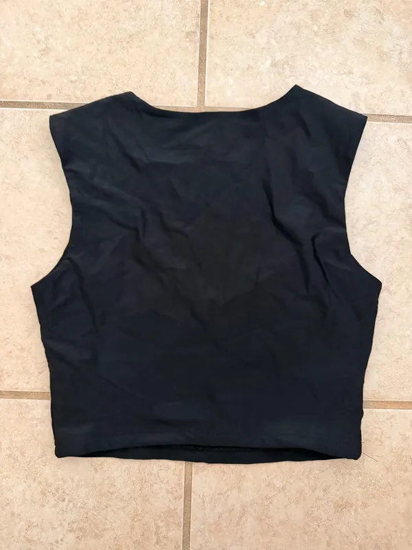 Edikted Black Square Neck Crop Top - Image 3