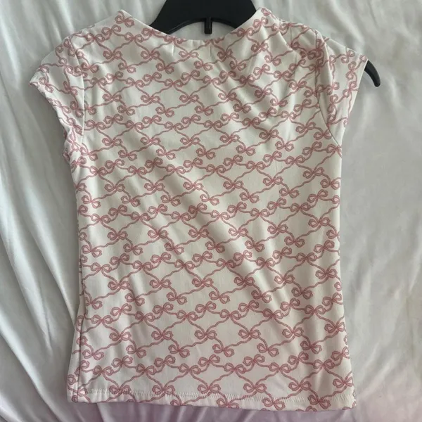 Faded Glory Faded Rose White Cropped Shirt - Image 2