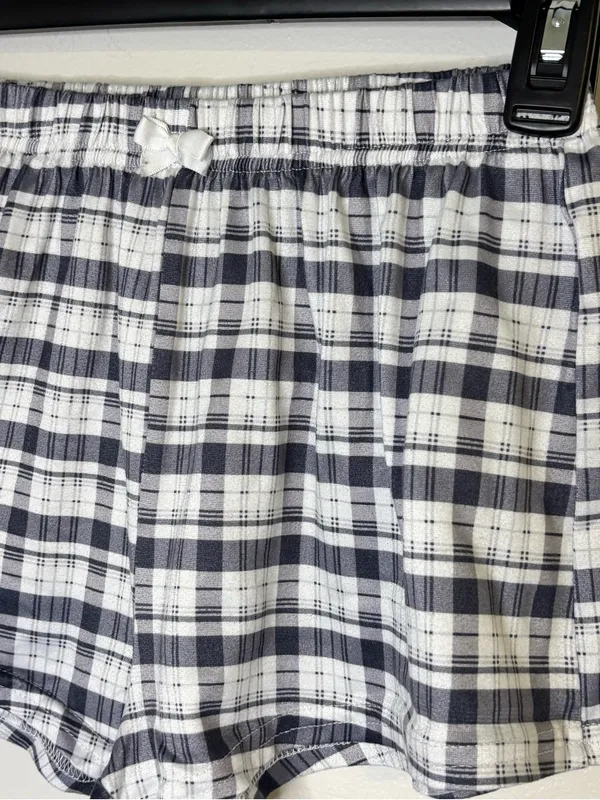 Women's Gray Plaid Print Sleep Shorts Size Small - Image 3