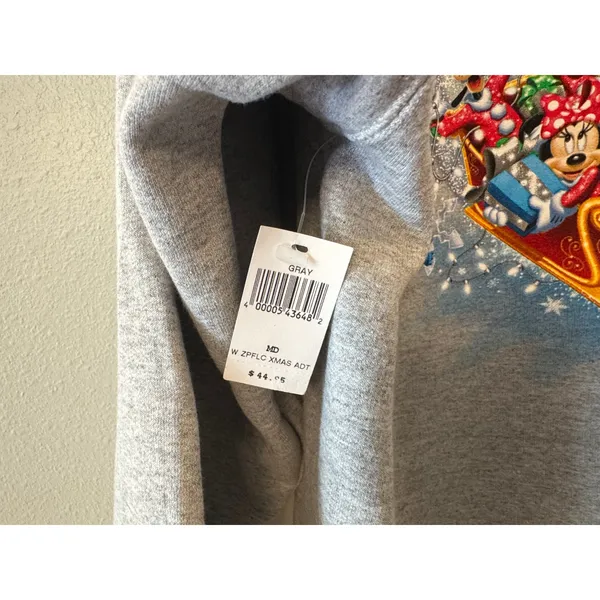 Disney mickey mouse fab 5 Chirstmas grey hoodie adult medium NWT - Image 6
