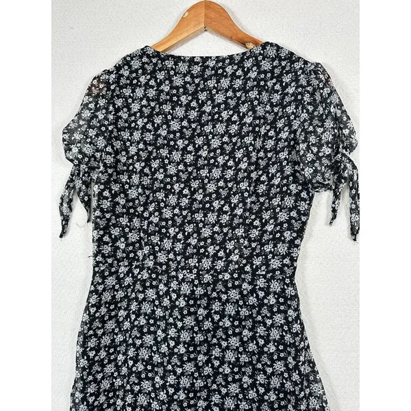 Blu Pepper Womens Dress Medium Floral Black White Lined V-Neck Knee Length‎ - Image 12