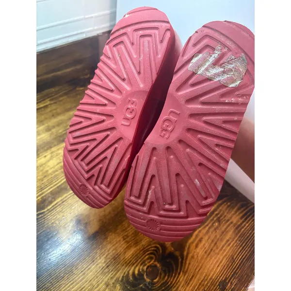 UGG Red Classic Clear Mini Boots Size‎ 5 - Image 13