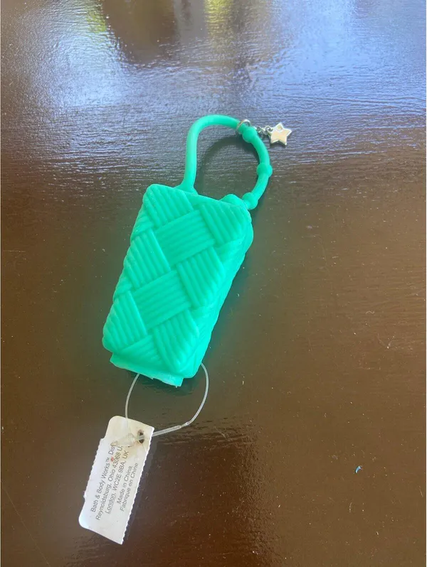 C178 pocketbac bath and body works sanitizer old style hard to find - Image 2