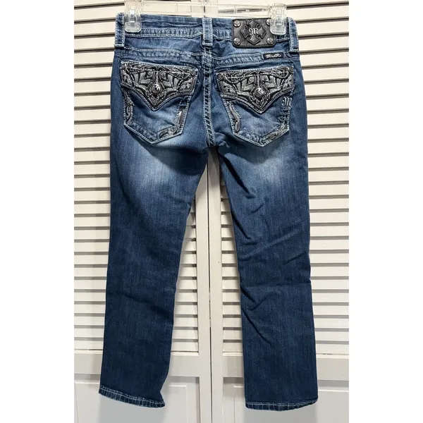 Miss Me Straight Cropped Denim Jeans Embroidered/Gems Logo Size‎ 25 Low Rise - Image 4