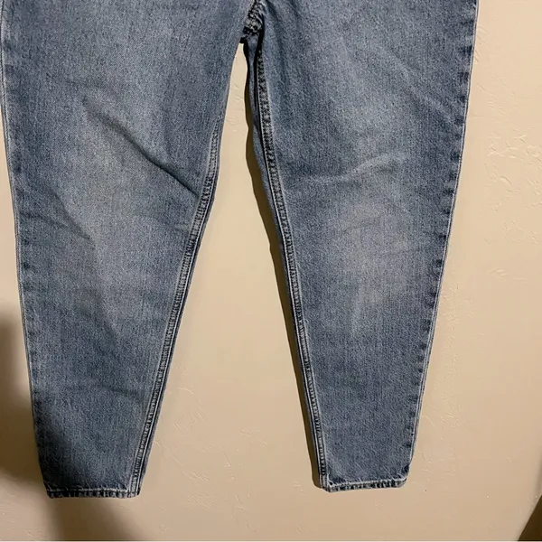 Levi’s Premium‎ 80’s Mom Jean High Rise Denim Jeans - Image 8