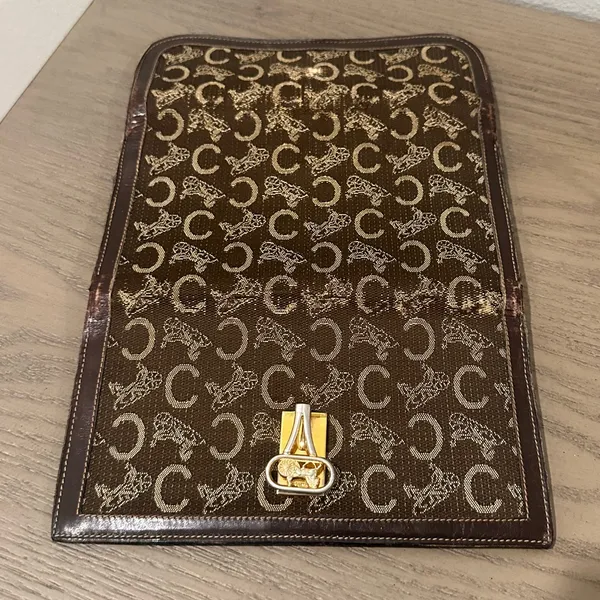 Vintage Celine Carriage Tri-Fold Long Wallet - Image 9