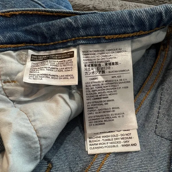 Levi's 501 Jeans Women's 31x26 Blue Distressed High Rise Cropped Button Fly - Image 3