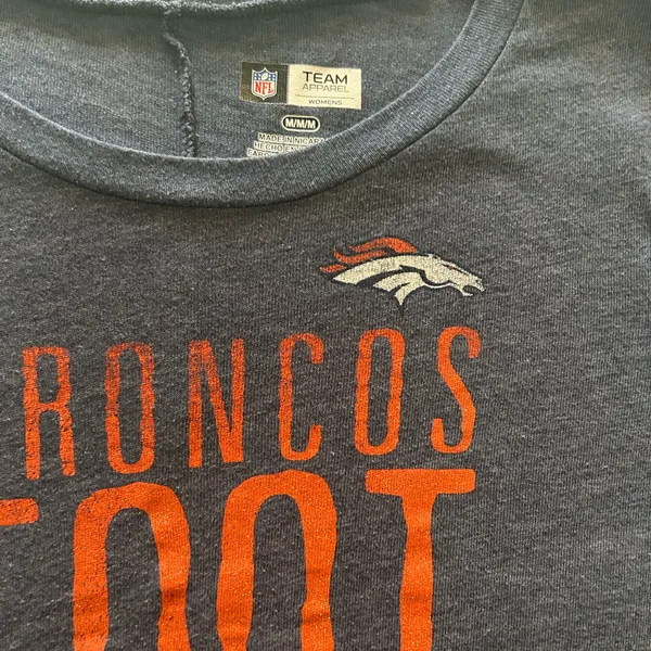 NFL Broncos Women's Short Sleeve Tee - Navy and Orange - Image 5
