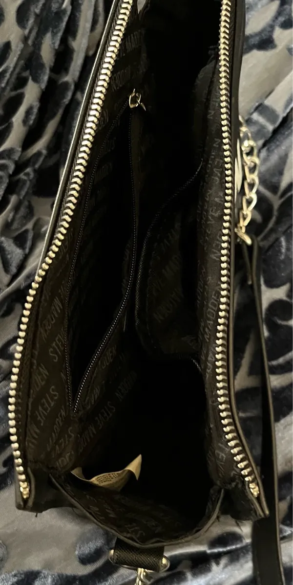 Black Steve Madden Crossbody Bag - Image 3