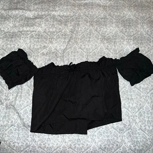 Petite Black Frill Detail Crop Blouse PLT size 6 - Image 8