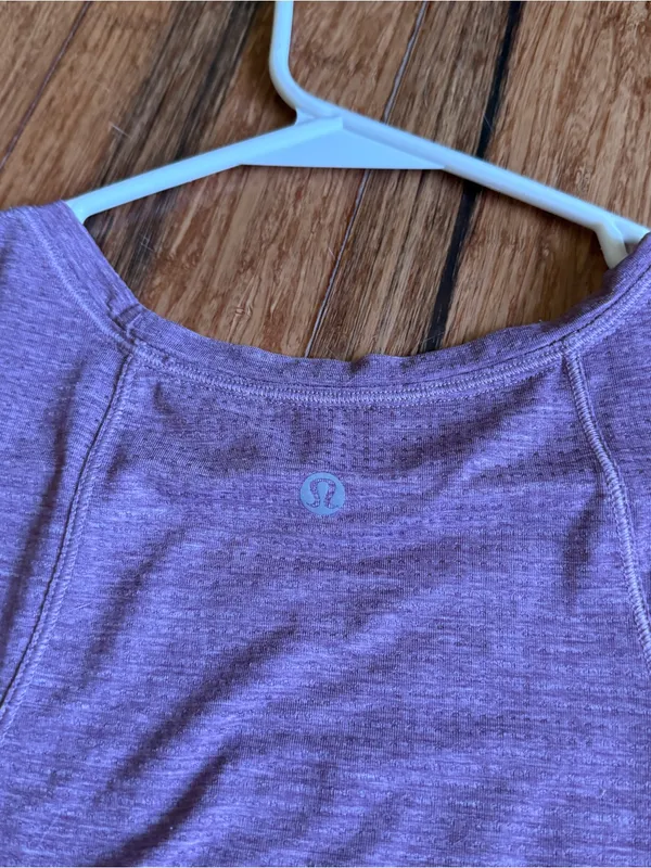 Lululemon Women’s Tank Top Shirt - Image 2