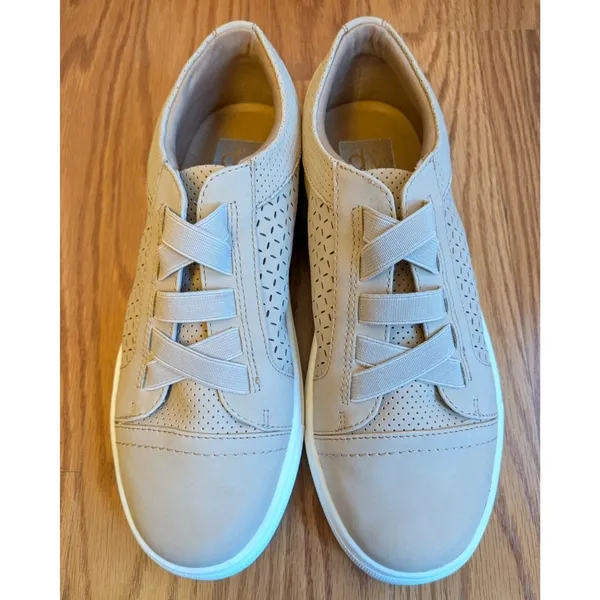 DV by Dolce Vita Women Sz 7 Amino Sneaker Slip On Minimalist Clean Girl Preppy - Image 7