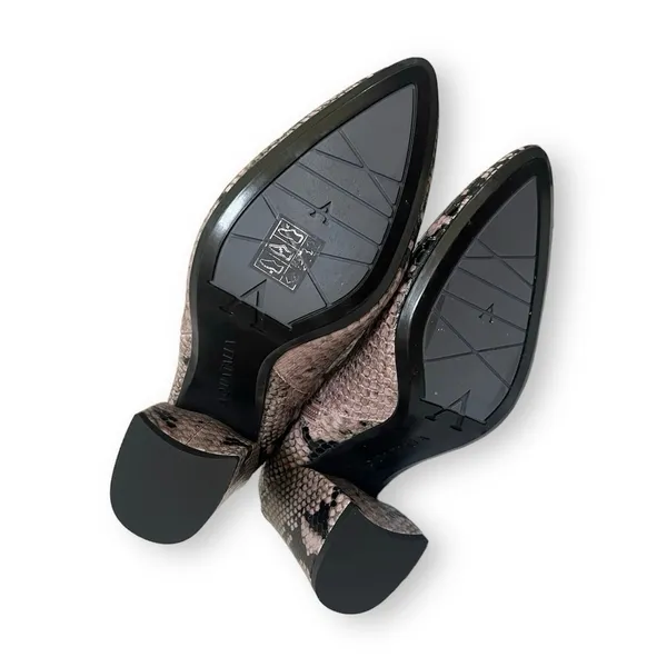 Aquatalia Palomina embossed snake print leather pointed toe booties NEW size 6M - Image 11
