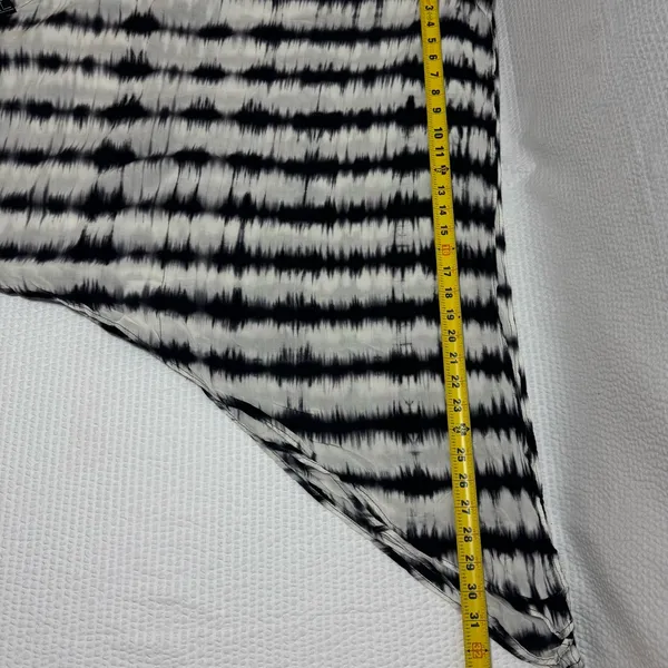Forever 21 Monochrome Striped Blouse - Image 4