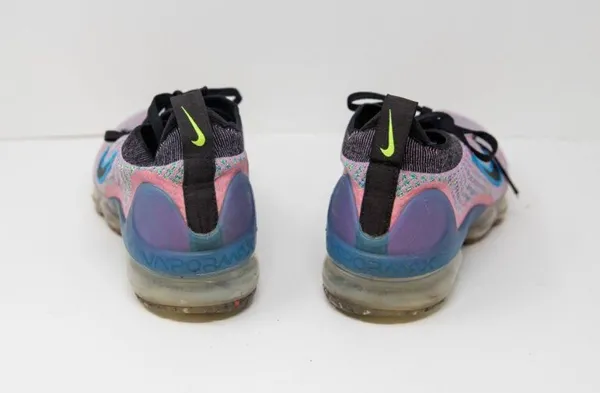 Nike Women's DX3369-600 Air VaporMax 2021 Fly Knit Next Nature Athletic Sneakers - Image 3