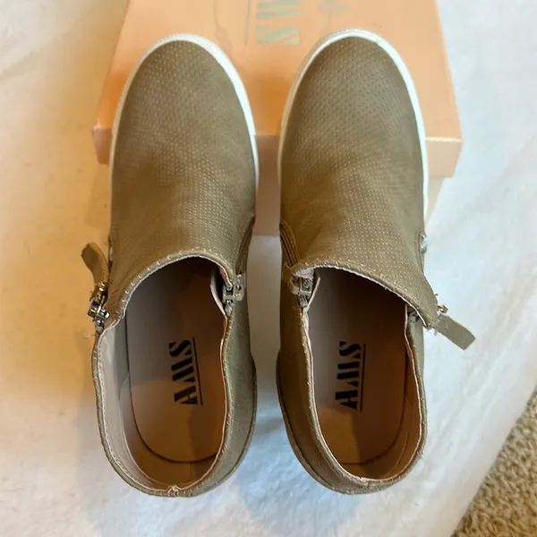 New Tan Sneaker Booties with wedge heel by AMS JANNA-2 Mid size 8 - Image 6