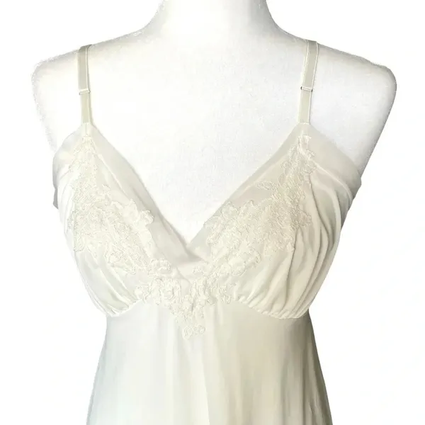 Vintage Van Raalte Lace Slip Dress Size 41 - Image 2