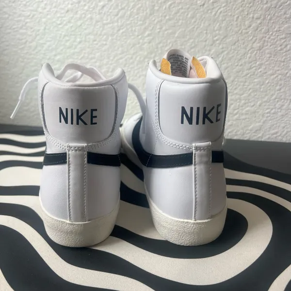 Nike Blazer - Image 2