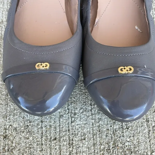 Cole Haan Gray Elsie Logo Ballet II Flats Patent Size 9B - Image 3