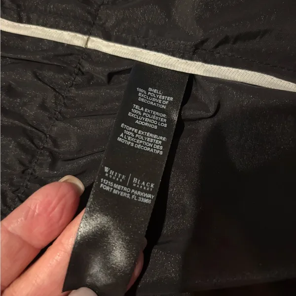 White‎ House Black Market Women's Sporty Tech Jacket Size 4 drawstring waist - Image 6