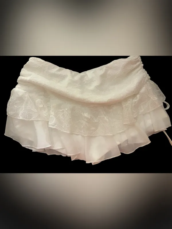 SheIn Coquette White Lace Mini Skirt with Inner Shorts Victorian Romantic Small - Image 4