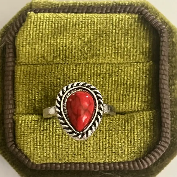 Boho/Design Red Turquoise Teardrop Shape Silver Band Size 6 - Image 2