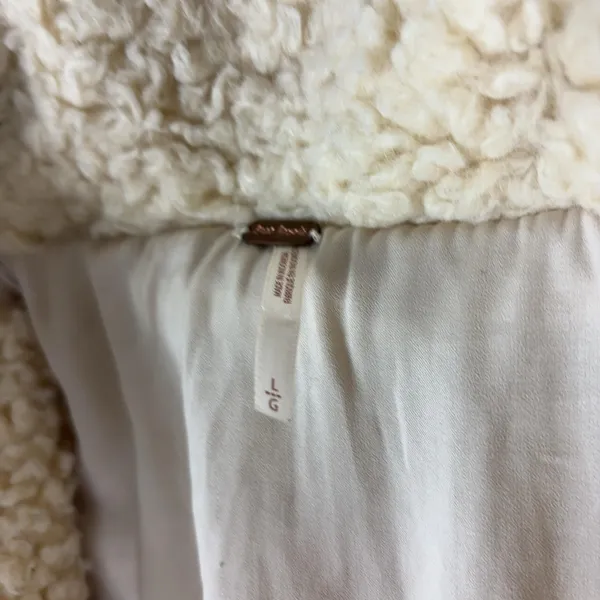 Free People Jacket Womens Large White Sherpa Button Front Collared Lined Cozy - Image 5