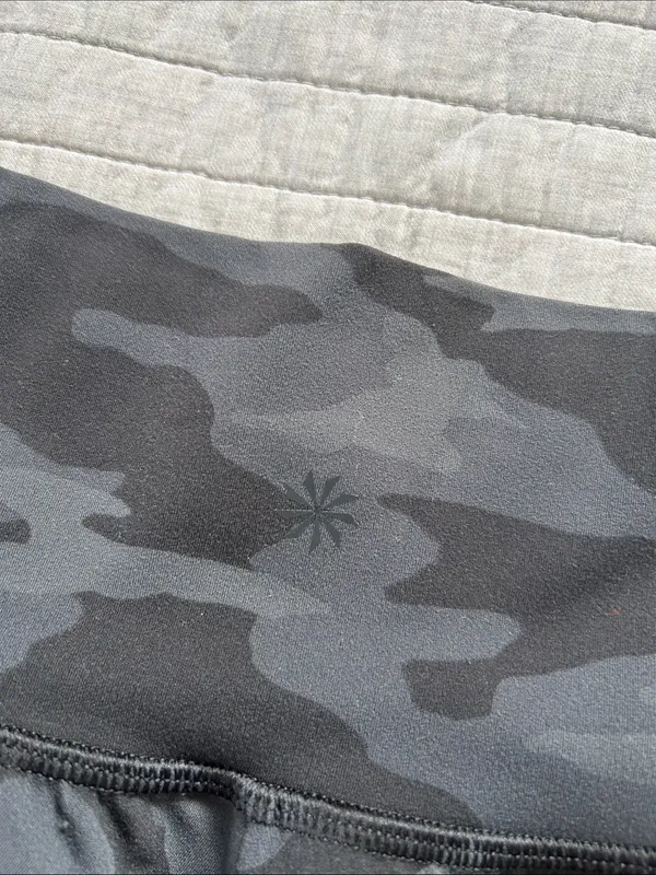 Athleta Salutation camo, gray, black jogger nylon comfy high rise pants L - Image 10