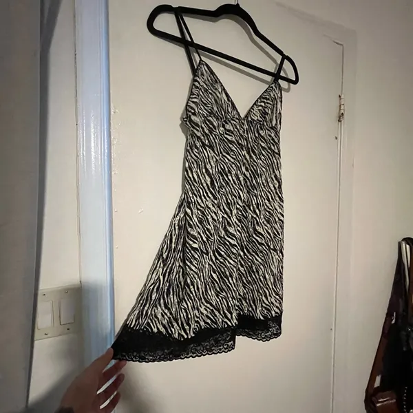 Victoria’s secret Vintage Y2K Zebra Print Slip Dress with Lace‎ Trim hem Size L - Image 2