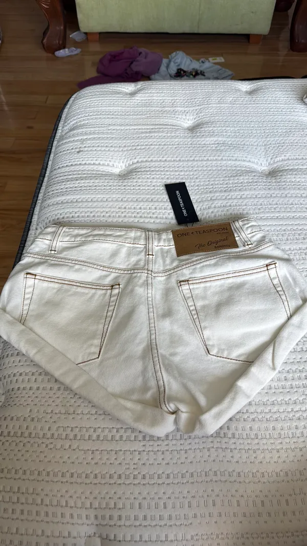 One Teaspoon NWT Denim Shorts 24 White - Image 4