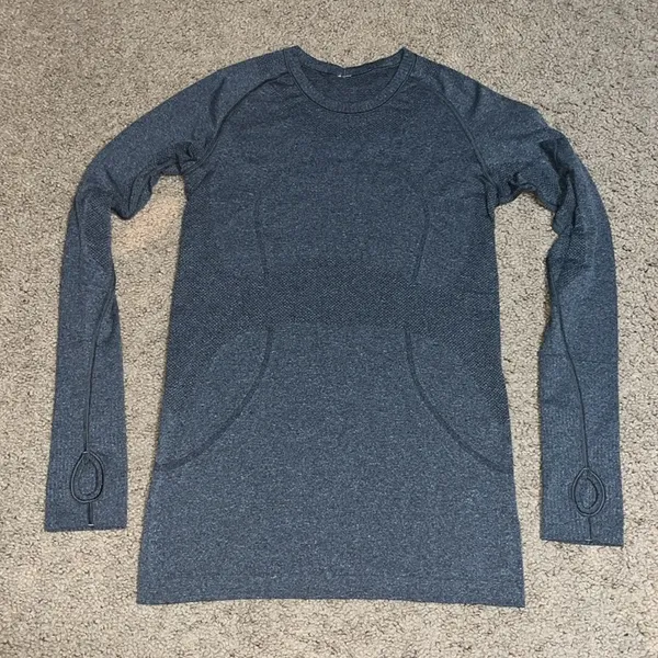 Lululemon Swiftly Tech Long Sleeve‎ Thumbholes Dark Classic Sport Grey 6 - Image 3