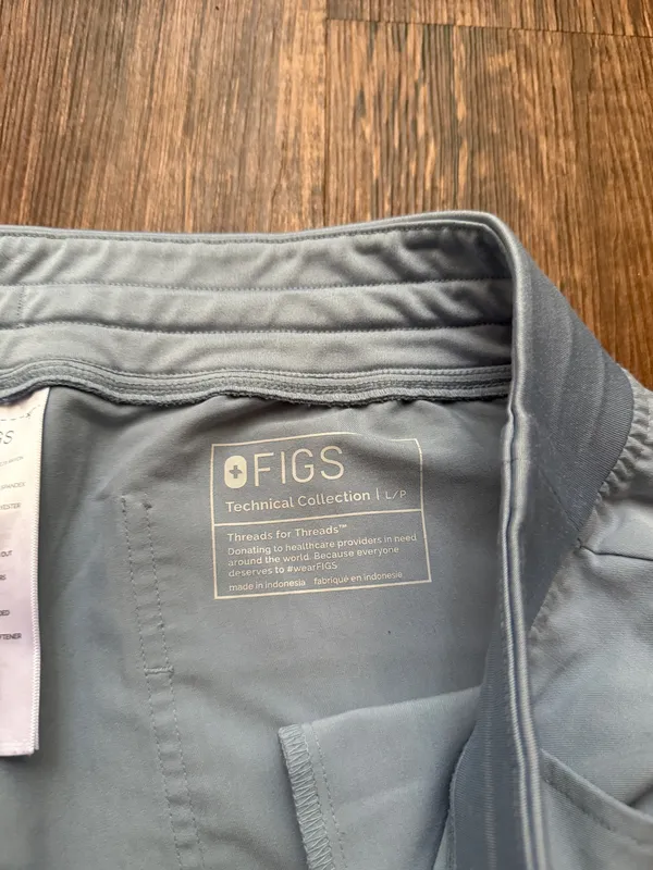 FIGS Women’s Dusty Blue Zamora Jogger Scrub Pants - Size L Petite Nursecore - Image 3
