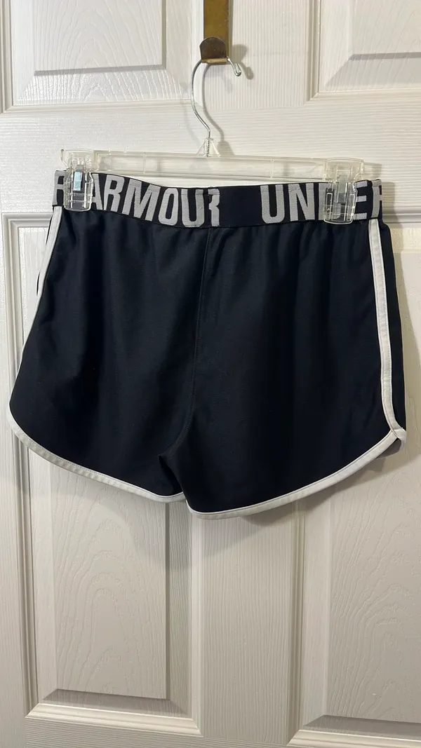 Under Armour Shorts - Image 2