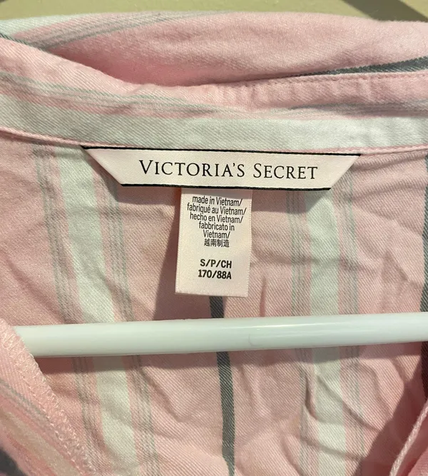 victoria’s secret pajama top - Image 3