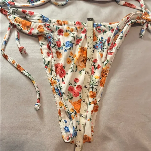 Floral Bikini Set Size M - Image 3