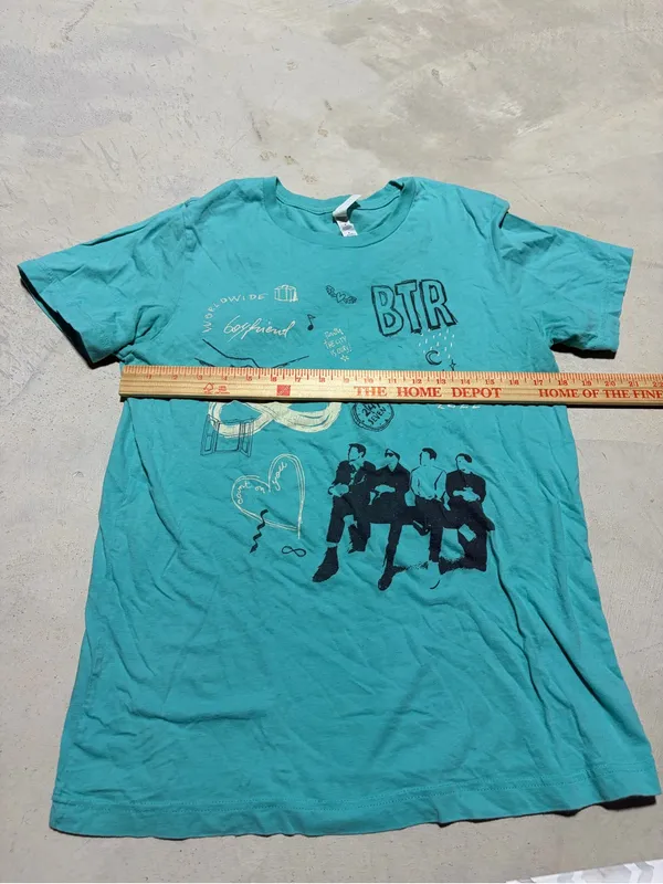 Big time rush BTR forever tour 2022 Teal Graphic T-Shirt medium - Image 2