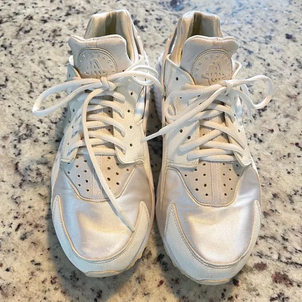 Nike Air Huarache Women 11 White Sail 634835-108 Athleisure Low Top Sneakers - Image 3