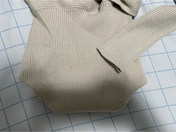 Abercrombie Long Sleeve Bodysuit - Image 5