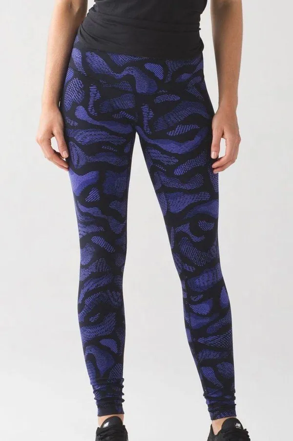 Wunder Under Leggings 28” - Image 4