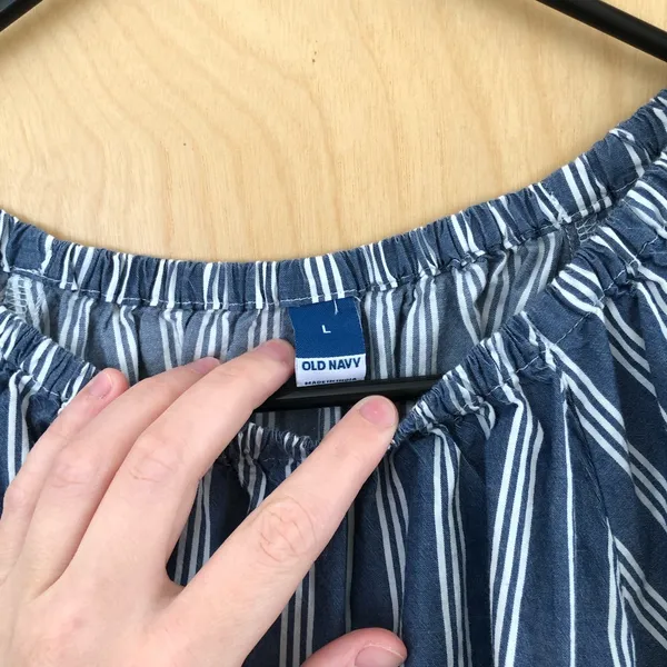 Old Navy blouse - Image 3