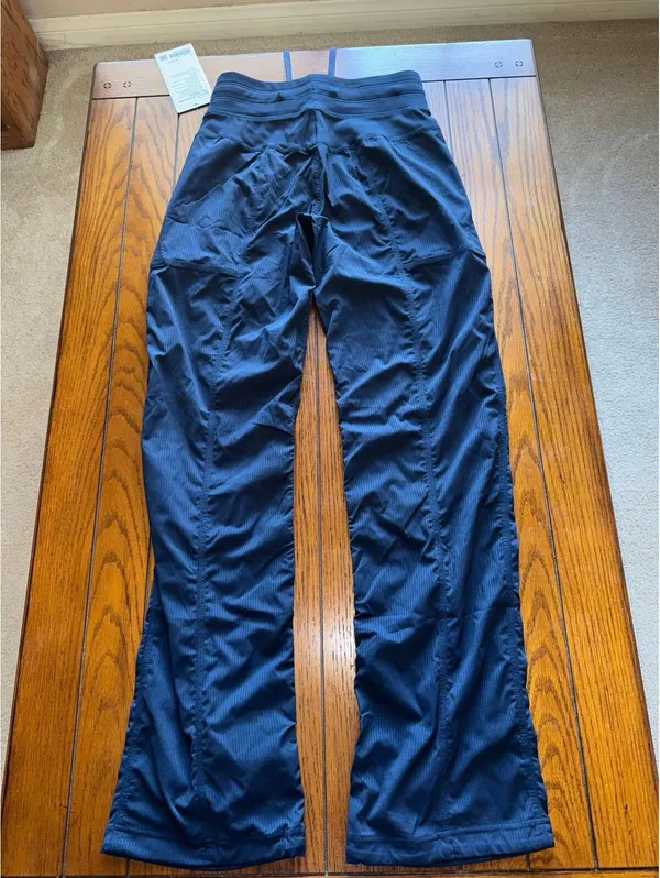 Lululemon Dance Studio Mid-Rise Pant Regular 31.5” True Navy Size 4 NWT - Image 3