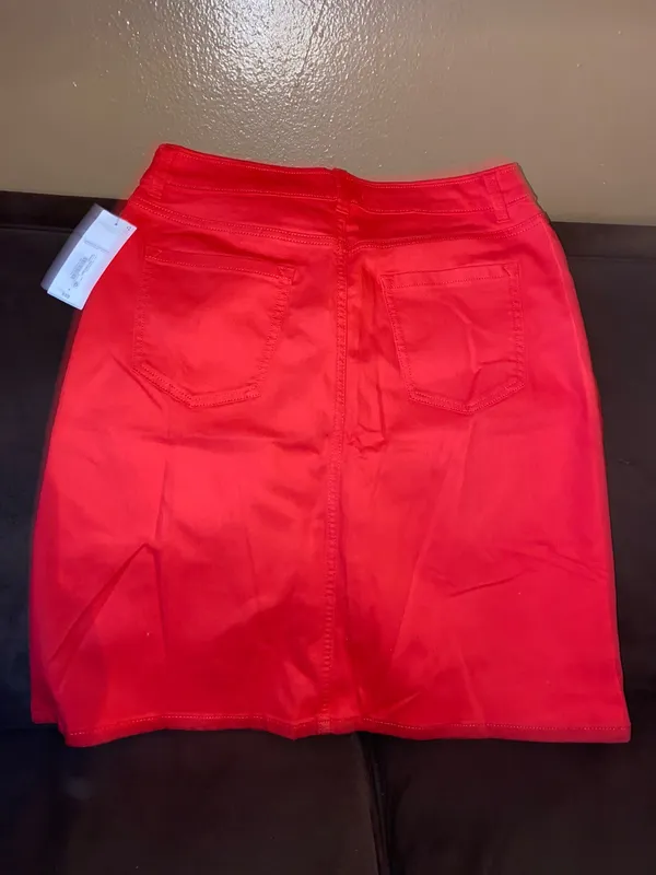 Liz Claiborne skirt brand new - Image 3