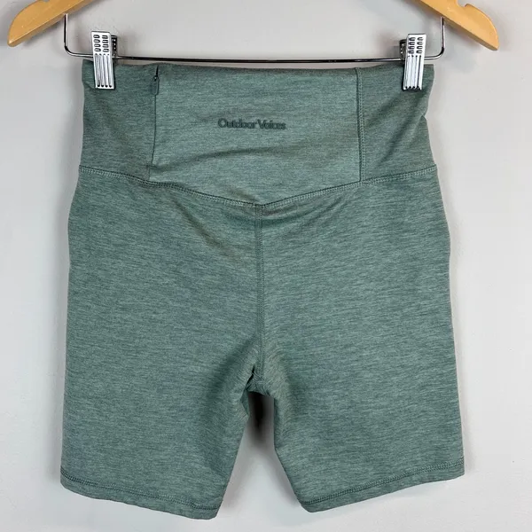Outdoor Voices Bike Shorts Women Small Green CloudKnit Compression Zip Pocket 7" - Image 4